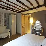 Appartement Spacieux Au Coeur De Paris 75 M² Avec Vue Sur La Ville