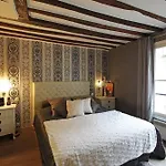 Appartement Spacieux Au Coeur De Paris 75 M² Avec Vue Sur La Ville