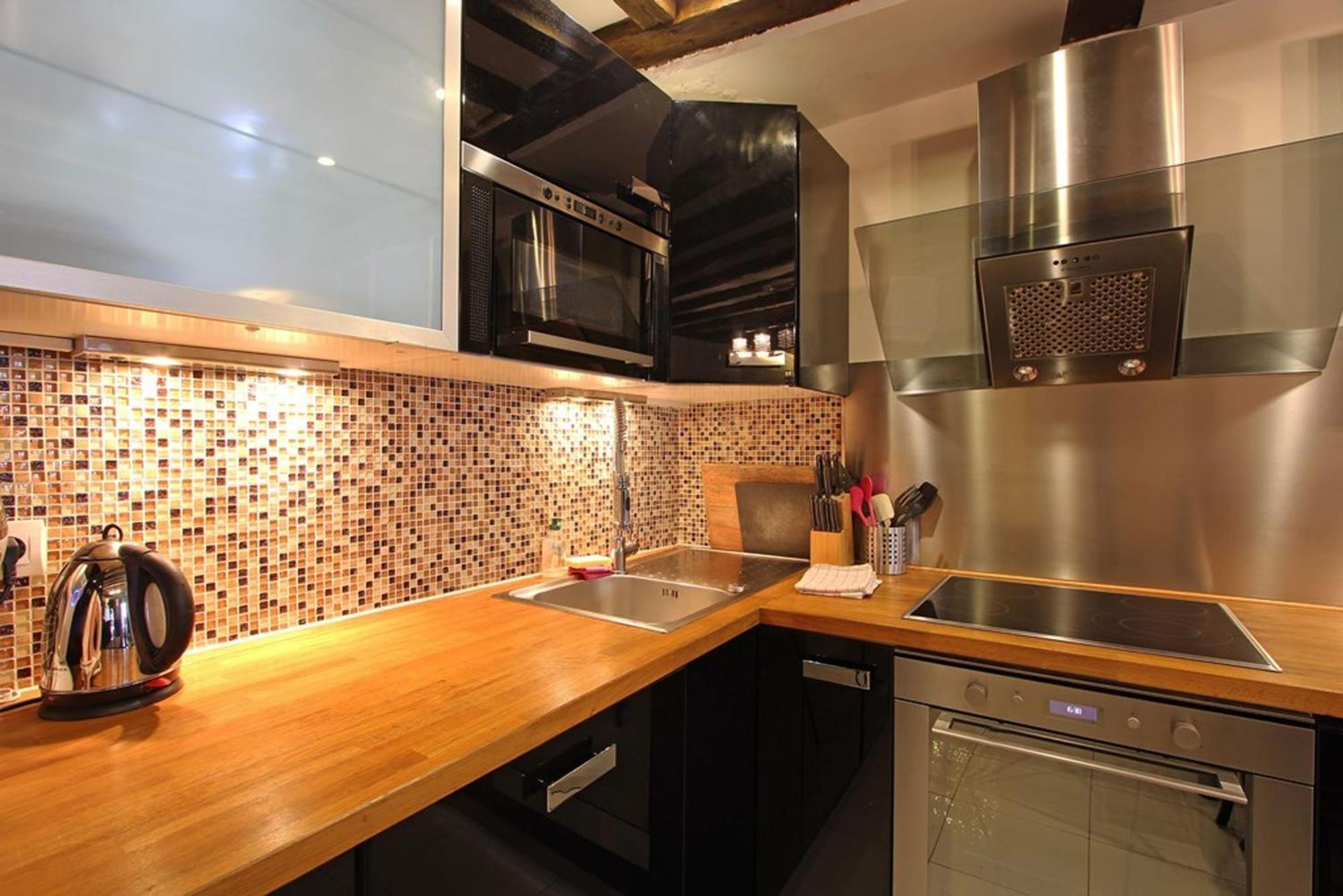 Apartment Spacieux Au Coeur De 75 M² Avec Vue Sur La *