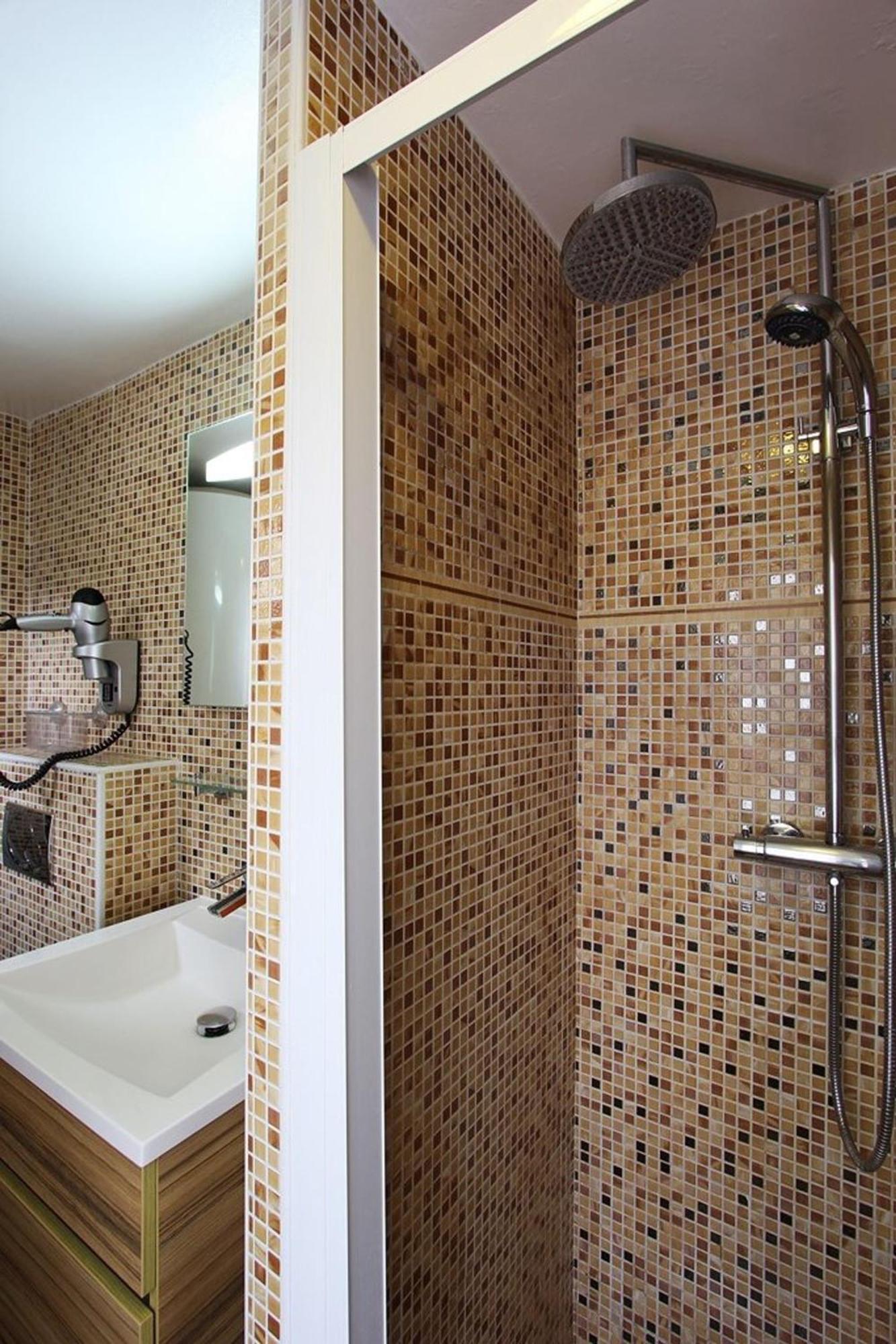 Spacieux Au Coeur De 75 M² Avec Vue Sur La *